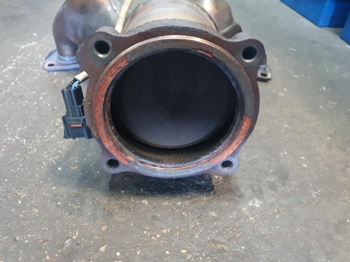 Avgasgrenrör + katalysator från en Fiat Sedici (189) 1.6 16V Dynamic 2008