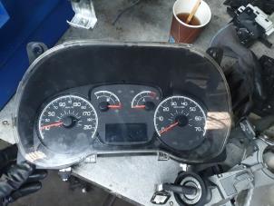 Używane Licznik kilometrów KM Fiat Doblo Cargo (263) 1.3 MJ 16V DPF Euro 5 Cena € 125,00 Procedura marży oferowane przez Autodemontage Atlas-Car B.V.