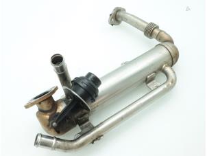 Gebruikte EGR koeler Volkswagen Passat (3C2) 1.9 TDI Prijs € 90,75 Inclusief btw aangeboden door Brus Motors BV