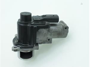 Używane Zawór EGR Volkswagen Passat (3C2) 2.0 TDI 140 Cena € 60,50 Z VAT oferowane przez Brus Motors BV