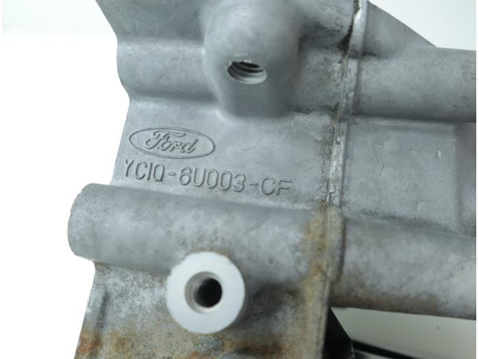 Carterpan van een Ford Transit 2.4 TDCi 16V 2006