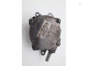 Begagnade Vakuumpump (diesel) Mercedes Sprinter 3,5t (906.63) 319 CDI,BlueTEC V6 24V 4x4 Pris € 90,75 Inklusive moms erbjuds av Brus Motors BV