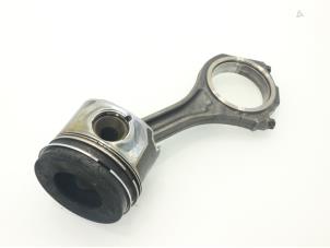 Usagé Bielle Volkswagen Touareg (7LA/7L6) 3.0 TDI V6 24V Prix € 90,75 Prix TTC proposé par Brus Motors BV