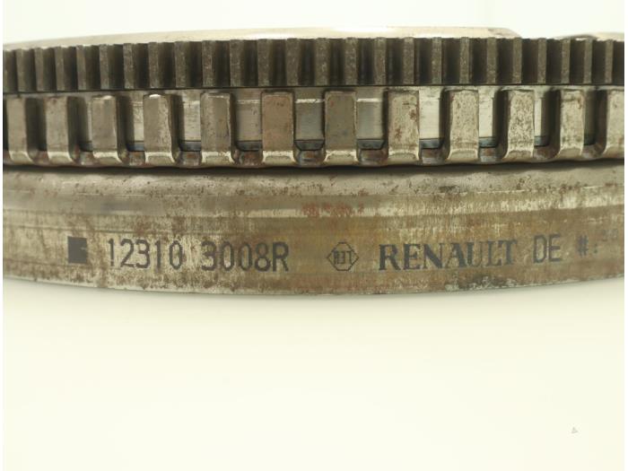 Dubbele massa vliegwiel van een Nissan Qashqai (J11) 1.6 dCi 2016