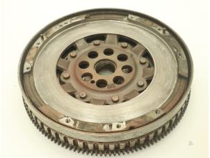 Gebruikte Dubbele massa vliegwiel Nissan X-Trail (T32) 1.6 Energy dCi Prijs € 242,00 Inclusief btw aangeboden door Brus Motors BV