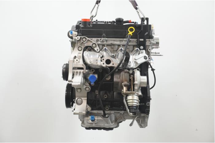 Motor van een Opel Astra J GTC (PD2/PF2) 1.7 CDTi 16V ecoFLEX 110 2015