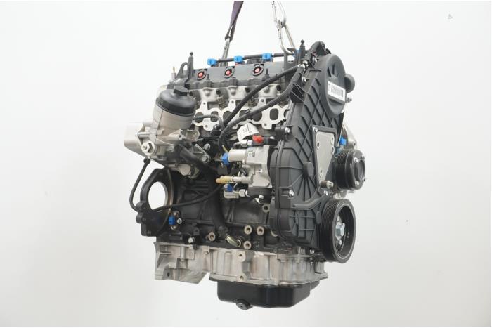 Motor van een Opel Astra J GTC (PD2/PF2) 1.7 CDTi 16V ecoFLEX 110 2015