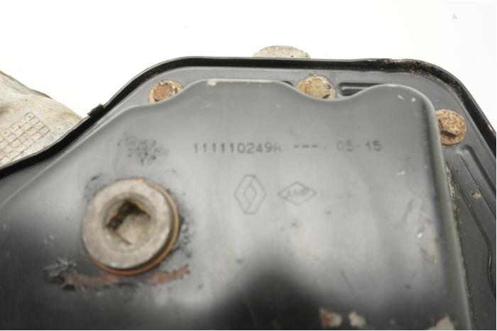 Oljetråg från en Nissan Qashqai (J11) 1.6 dCi 2017