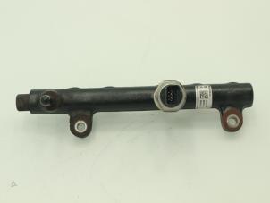 Używane Listwa wtryskowa Peugeot Boxer (U9) 2.0 BlueHDi 130 Cena € 90,75 Z VAT oferowane przez Brus Motors BV