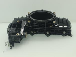 Gebruikte Inlaatspruitstuk Mercedes Vito (639.6) 2.2 113 CDI 16V 4x4 Euro 5 Prijs € 121,00 Inclusief btw aangeboden door Brus Motors BV