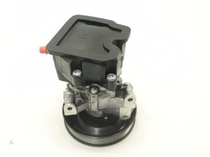 Usagé Pompe direction assistée Mercedes Sprinter 3,5t (906.63) 315 CDI 16V Prix € 181,50 Prix TTC proposé par Brus Motors BV