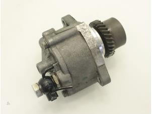 Gebruikte Vacuumpomp (Diesel) Toyota Land Cruiser (J12) 3.0 D-4D 16V Prijs € 90,75 Inclusief btw aangeboden door Brus Motors BV