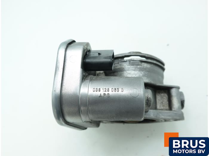 Boîtier accélérateur d'un Volkswagen Golf V Variant (1K5) 1.9 TDI 2010