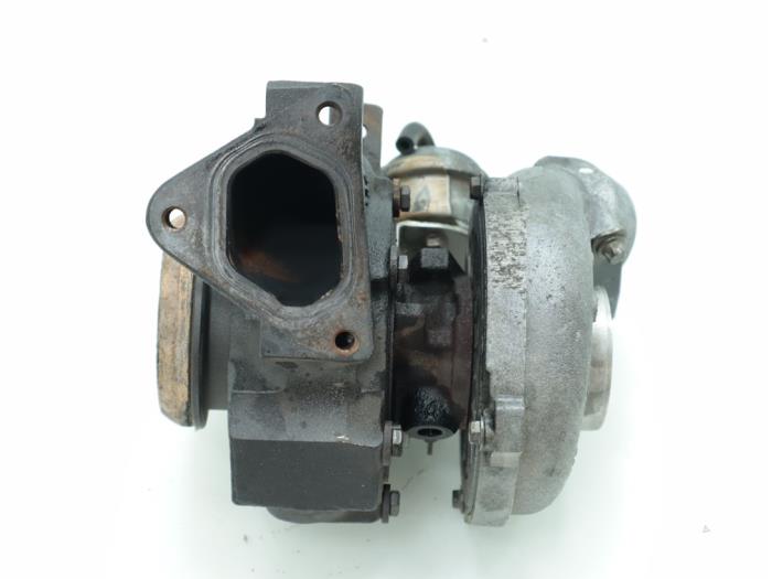 Turbo från en Mercedes-Benz C (W203) 2.7 C-270 CDI 20V 2004