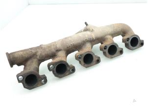 Begagnade Avgasgrenrör Ford Ranger 3.2 TDCi 20V 4x4 Pris € 121,00 Inklusive moms erbjuds av Brus Motors BV