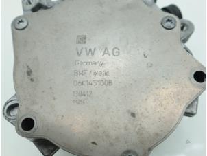 Begagnade Vakuumpump (bensin) Audi A4 (B8) 1.8 TFSI 16V Pris € 60,50 Inklusive moms erbjuds av Brus Motors BV