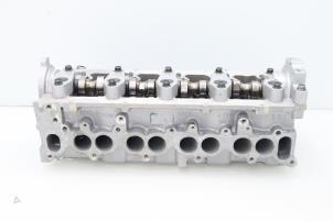 Używane Glowica cylindra Hyundai Santa Fe II (CM) 2.2 CRDi 16V 4x4 Cena € 726,00 Z VAT oferowane przez Brus Motors BV