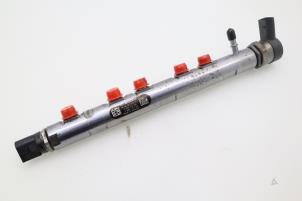 Używane Listwa wtryskowa BMW 3 serie (F30) 320d 2.0 16V Performance Power Kit Cena € 121,00 Z VAT oferowane przez Brus Motors BV