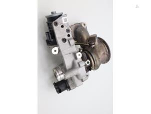 Begagnade Turbo Peugeot 3008 II (M4/MC/MJ/MR) 1.2 12V e-THP PureTech 130 Pris € 363,00 Inklusive moms erbjuds av Brus Motors BV