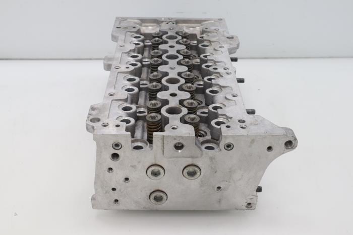 Topplock från en Fiat Fiorino (225) 1.3 D 16V Multijet 80 2018