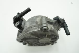 Begagnade Vakuumpump (diesel) Ford Transit Connect (PJ2) 1.5 EcoBlue Pris € 90,75 Inklusive moms erbjuds av Brus Motors BV