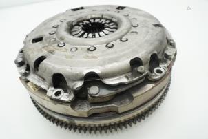 Gebruikte Dubbele massa vliegwiel Ford Transit Custom 2.0 TDCi 16V Eco Blue 130 Prijs € 302,50 Inclusief btw aangeboden door Brus Motors BV