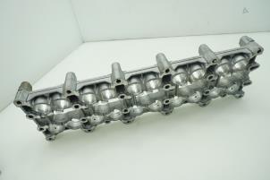 Gebruikte Nokkenashuis Mercedes ML I (163) 2.7 270 CDI 20V Prijs € 181,50 Inclusief btw aangeboden door Brus Motors BV