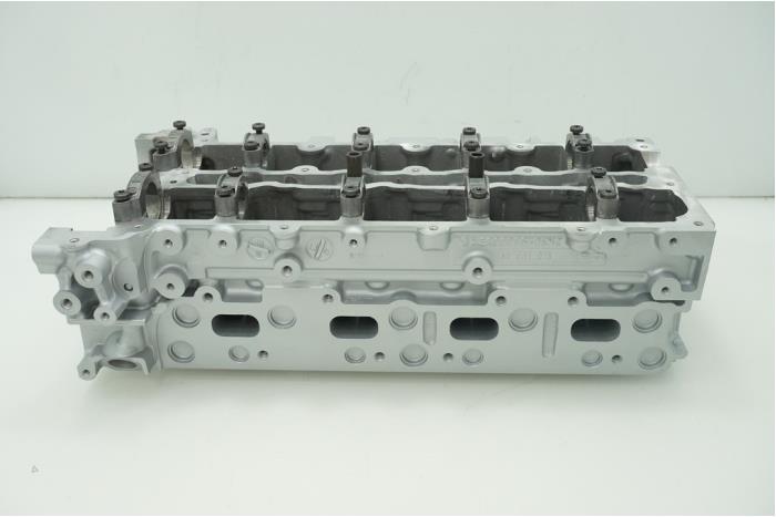 Topplock från en Mercedes-Benz E (W212) E-220 CDI 16V BlueEfficiency,BlueTEC 2016