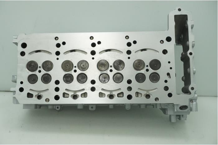 Topplock från en Mercedes-Benz E (W212) E-220 CDI 16V BlueEfficiency,BlueTEC 2016