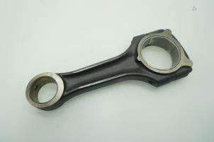 Begagnade Vevstake Mercedes Sprinter 4t (904) 416 CDI 20V Pris € 90,75 Inklusive moms erbjuds av Brus Motors BV