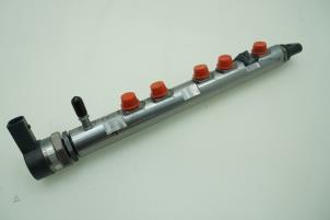 Używane Listwa wtryskowa BMW 3 serie (F30) 316d 2.0 16V Cena € 121,00 Z VAT oferowane przez Brus Motors BV