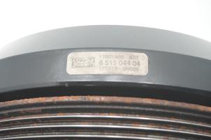 Usagé Vilebrequin poulie BMW 5 serie (F10) M550d 3.0 xDrive 24V Prix € 121,00 Prix TTC proposé par Brus Motors BV