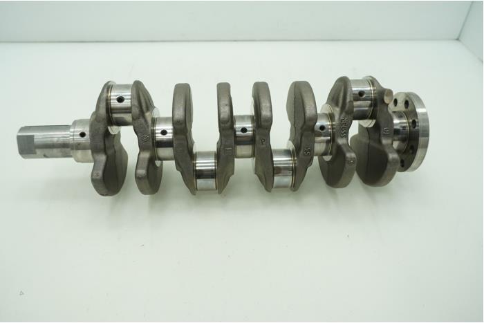 Wal korbowy z Vauxhall Vivaro B 1.6 CDTI 95 Euro 6 2021