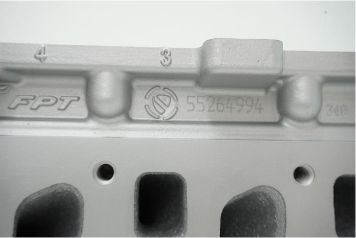 Topplock från en Fiat Fiorino (225) 1.3 D 16V Multijet 80 2019