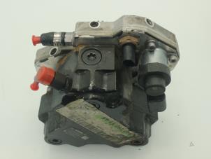 Begagnade Högtryckspump Mercedes Sprinter 5t (906) 519 CDI,BlueTEC V6 24V Pris € 211,75 Inklusive moms erbjuds av Brus Motors BV