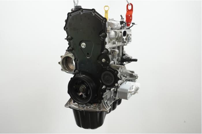 Motor van een Ford Transit 2.0 TDCi 16V Eco Blue 130 RWD 2024