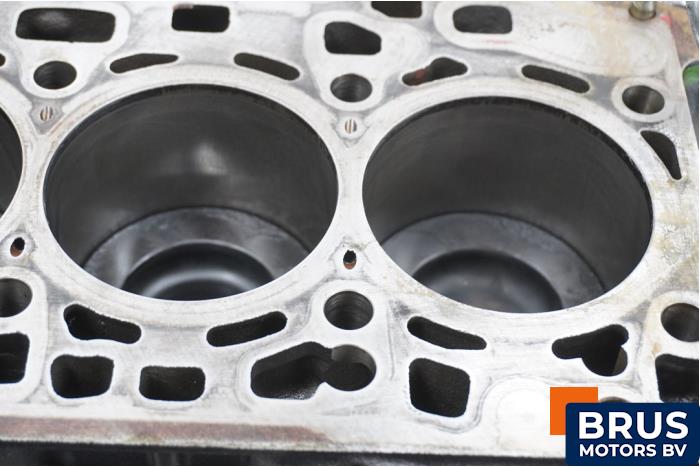 Bloc moteur inférieur d'un Skoda Karoq 2.0 TDI SCR 2023