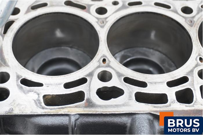 Bloc moteur inférieur d'un Skoda Karoq 2.0 TDI SCR 2023