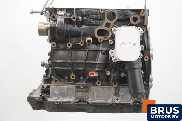 Bloc moteur inférieur d'un Skoda Karoq 2.0 TDI SCR 2023