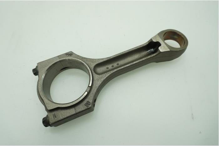 Vevstake från en BMW 3 serie (E90) 320d 16V 2009