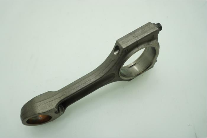 Vevstake från en BMW 3 serie (E90) 320d 16V 2009