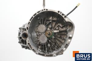 Used Gearbox Renault Trafic (1FL/2FL/3FL/4FL) 2.0 dCi 16V 145 Price € 1.149,50 Inclusive VAT offered by Brus Motors BV