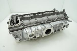 Begagnade Topplock Opel Vivaro 2.0 CDTI 150 Pris € 1.512,50 Inklusive moms erbjuds av Brus Motors BV