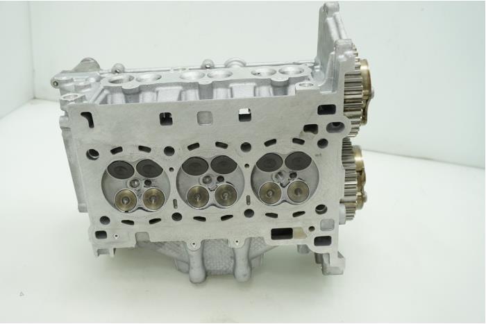 Cilinderkop van een Ford Focus 3 1.0 Ti-VCT EcoBoost 12V 125 2015