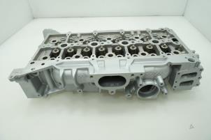 Révisé Tête de cylindre Ford Transit 2.0 TDCi 16V Eco Blue 170 Prix € 907,50 Prix TTC proposé par Brus Motors BV