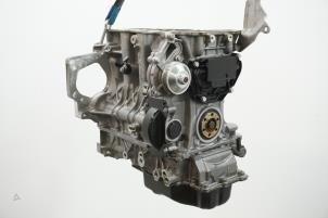 Używane Dolny blok silnika Opel Corsa V 1.2 12V 100 Cena € 907,50 Z VAT oferowane przez Brus Motors BV