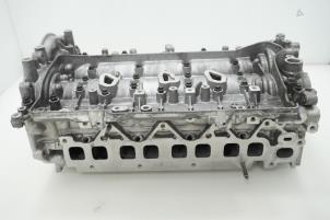 Begagnade Topplock Renault Master III (FV) 2.3 dCi 145 16V FWD Pris € 1.149,50 Inklusive moms erbjuds av Brus Motors BV