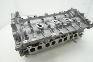 Begagnade Topplock Renault Master III (JV) 2.3 dCi 16V 110 Pris € 1.149,50 Inklusive moms erbjuds av Brus Motors BV