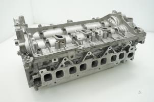 Begagnade Topplock Renault Master III (JV) 2.3 Energy dCi 16V 135 Pris € 1.149,50 Inklusive moms erbjuds av Brus Motors BV