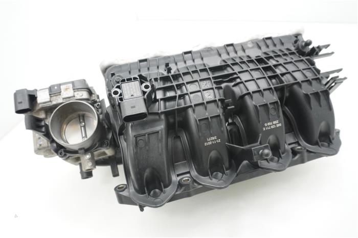 Inlaatspruitstuk van een Volkswagen Golf VII (AUA) 1.4 TSI 16V 2014
